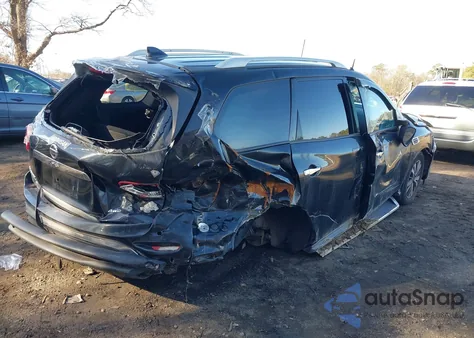 2020 Nissan Pathfinder S 4Wd z USA, uszkodzony, nr VIN 5N1DR2AM7LC608763